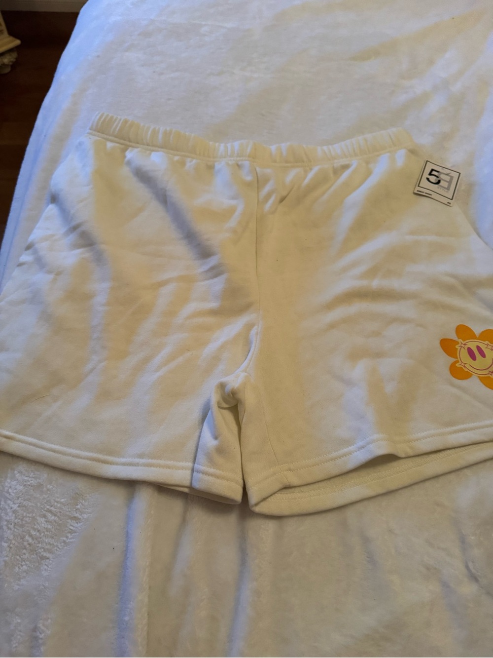 New Cream Lounge Shorts with Sunny Flower Graphic